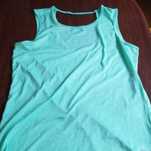 Active wear shirt